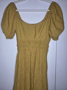 Max + Ash Smocked Waist Puff-Sleeve Maxi Dress in Mustard Yellow-L